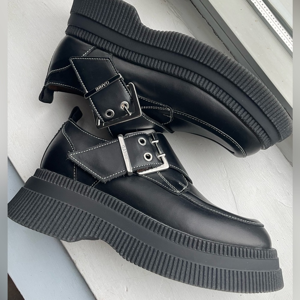 Ganni Buckle loafers